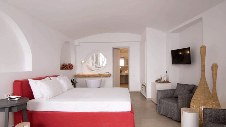 Santorini Secret Suites & Spa 